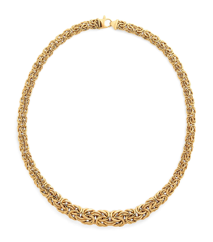 Elegant Golden Pendant Necklace